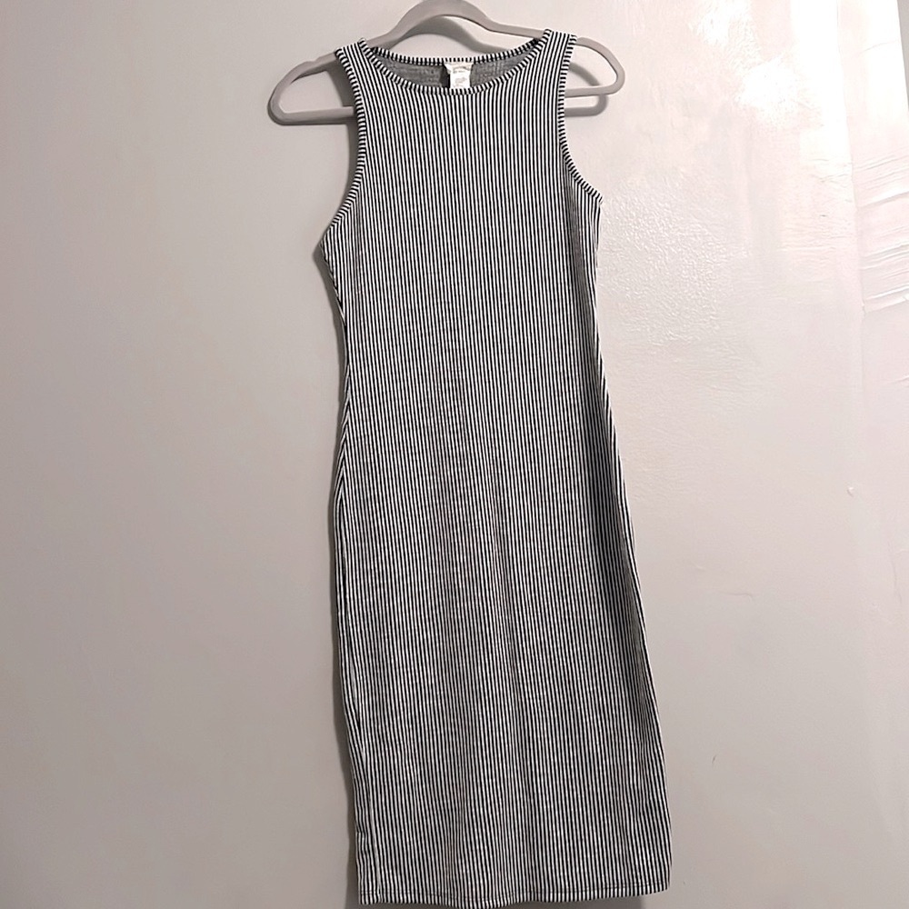 Caution to the wind size S